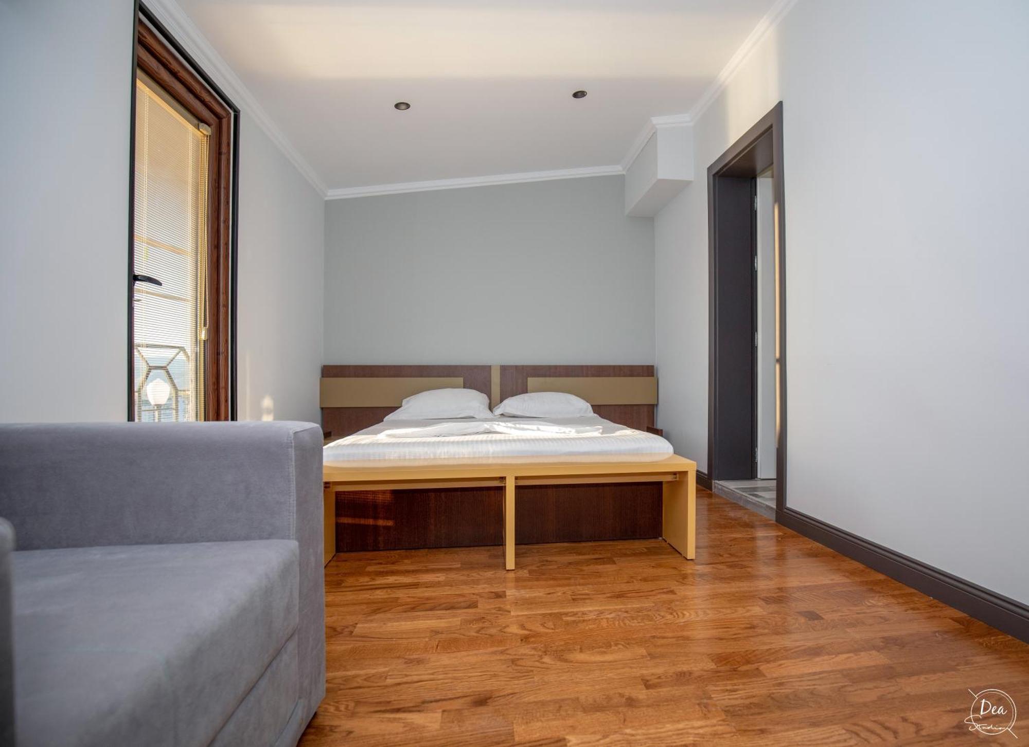 Suite Terrace Rooms Korce Buitenkant foto
