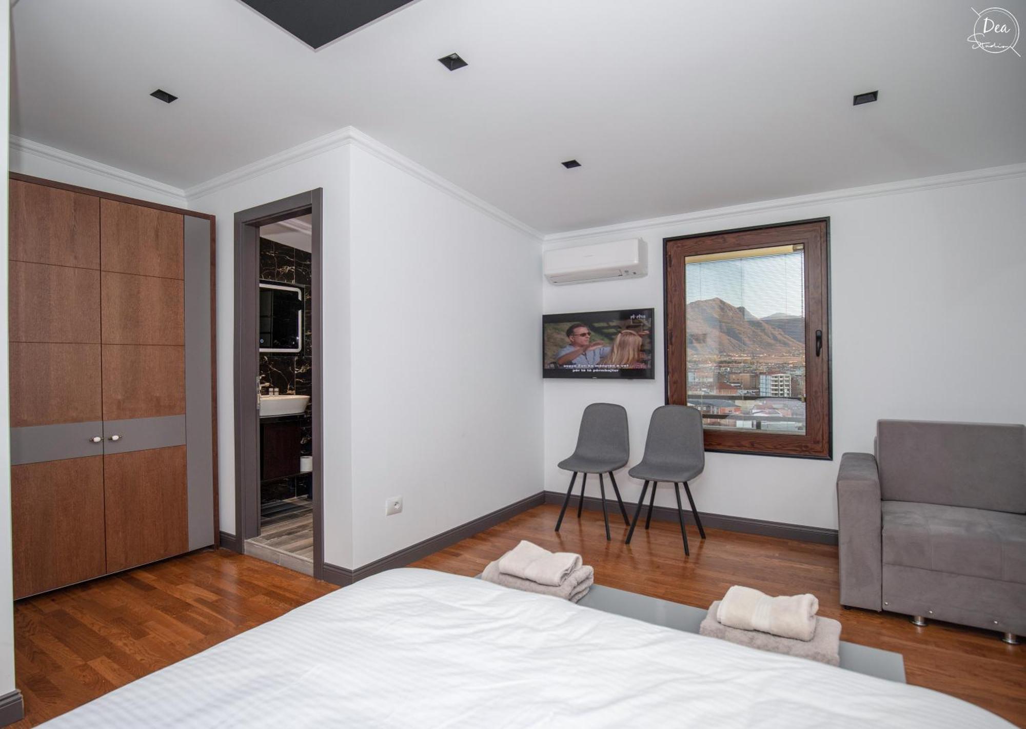 Suite Terrace Rooms Korce Buitenkant foto