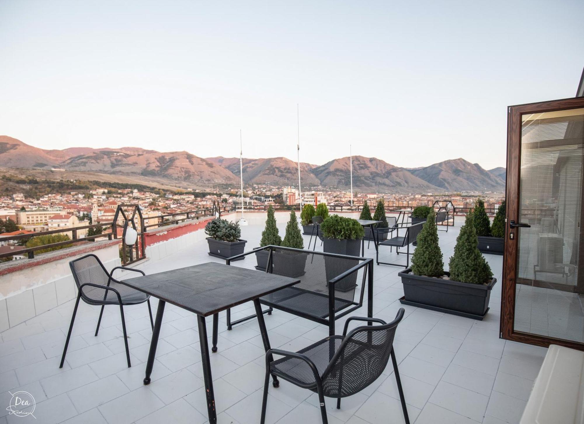 Suite Terrace Rooms Korce Buitenkant foto
